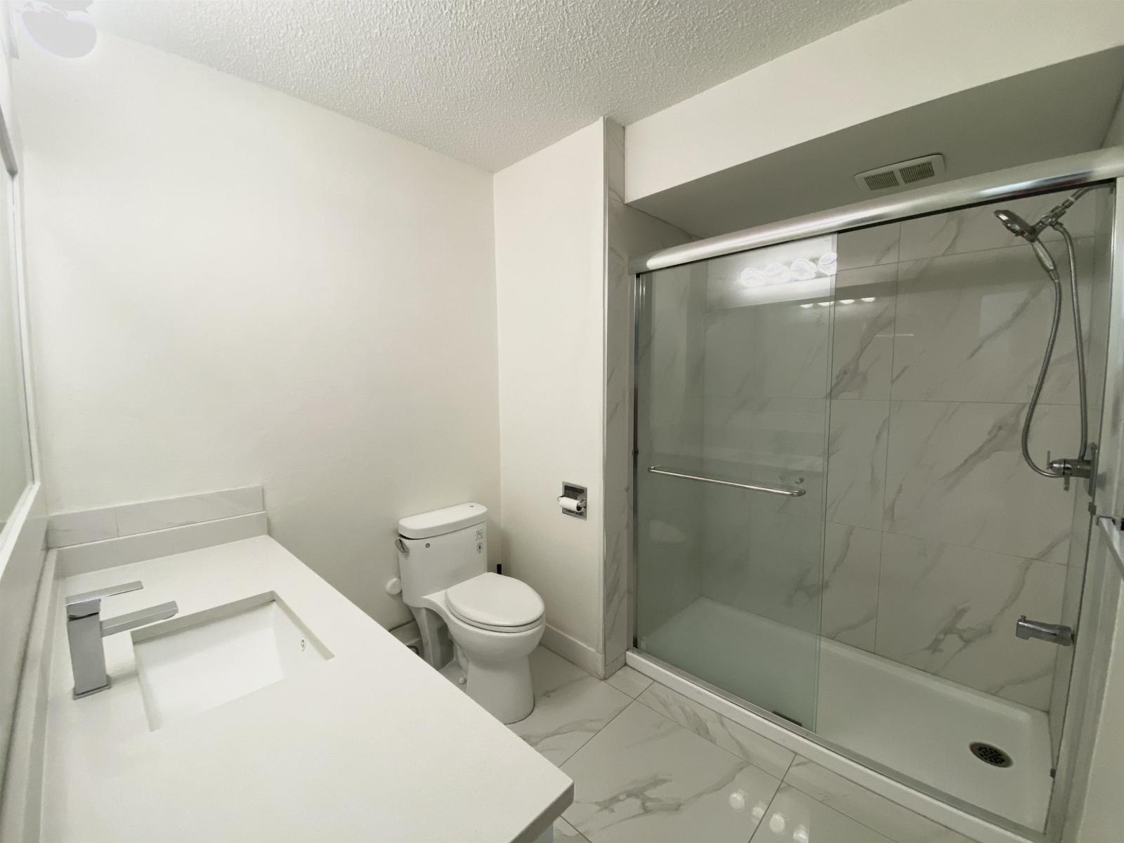 832 Habgood Street, White Rock, British Columbia  V4B 4W3 - Photo 5 - R3102339