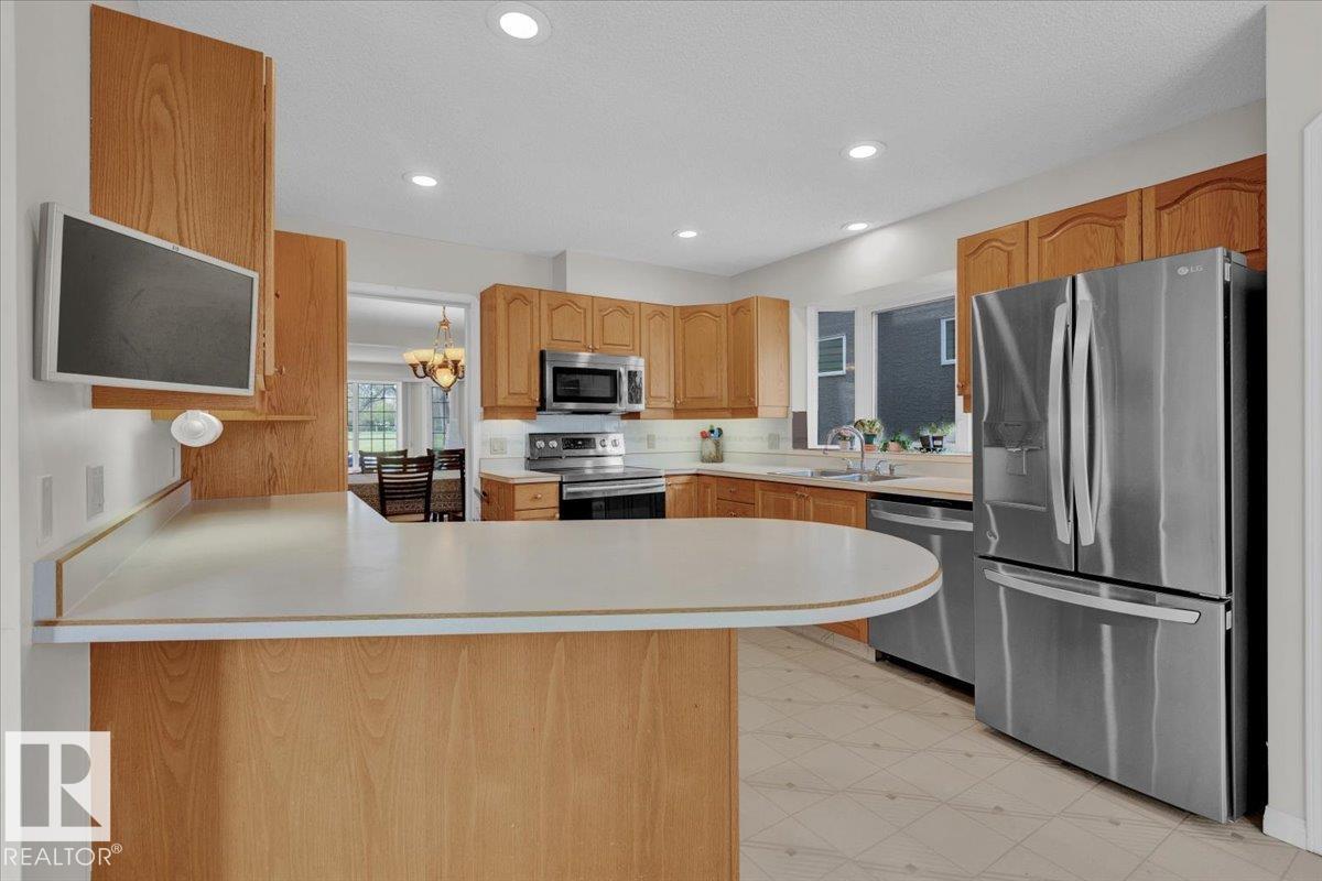 9615 101 St Nw, Edmonton, Alberta  T5K 0W7 - Photo 12 - E4479386