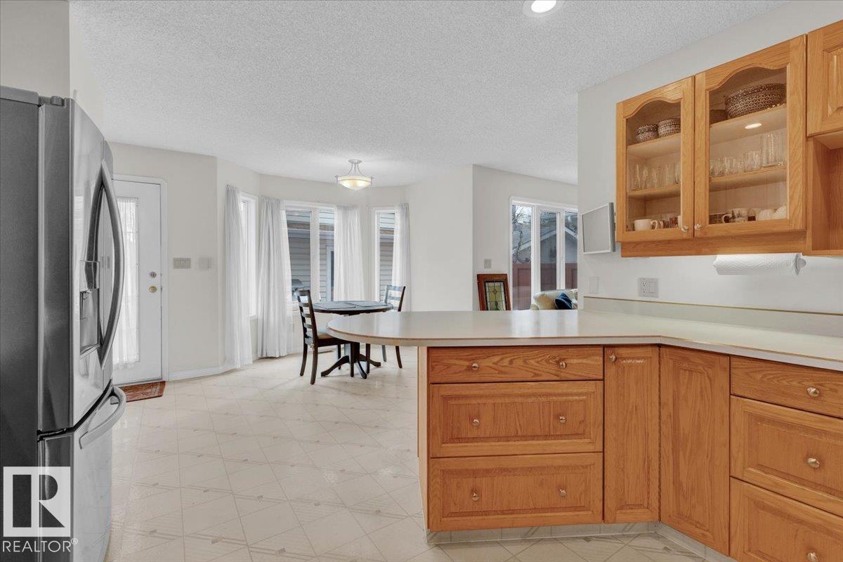 9615 101 St Nw, Edmonton, Alberta  T5K 0W7 - Photo 17 - E4479386