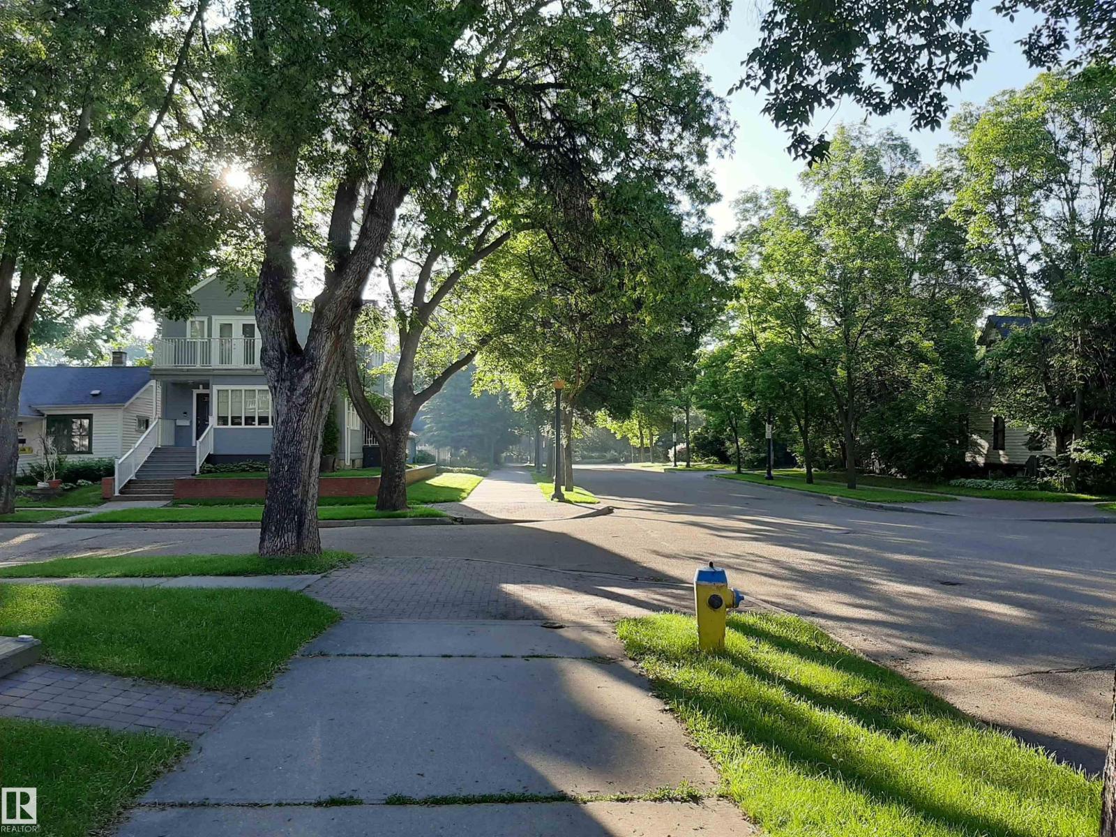 9615 101 St Nw, Edmonton, Alberta  T5K 0W7 - Photo 3 - E4479386