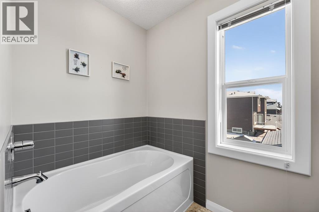 1350 Ravenswood Drive Se, Airdrie, Alberta  T4A 0P8 - Photo 30 - A2295513