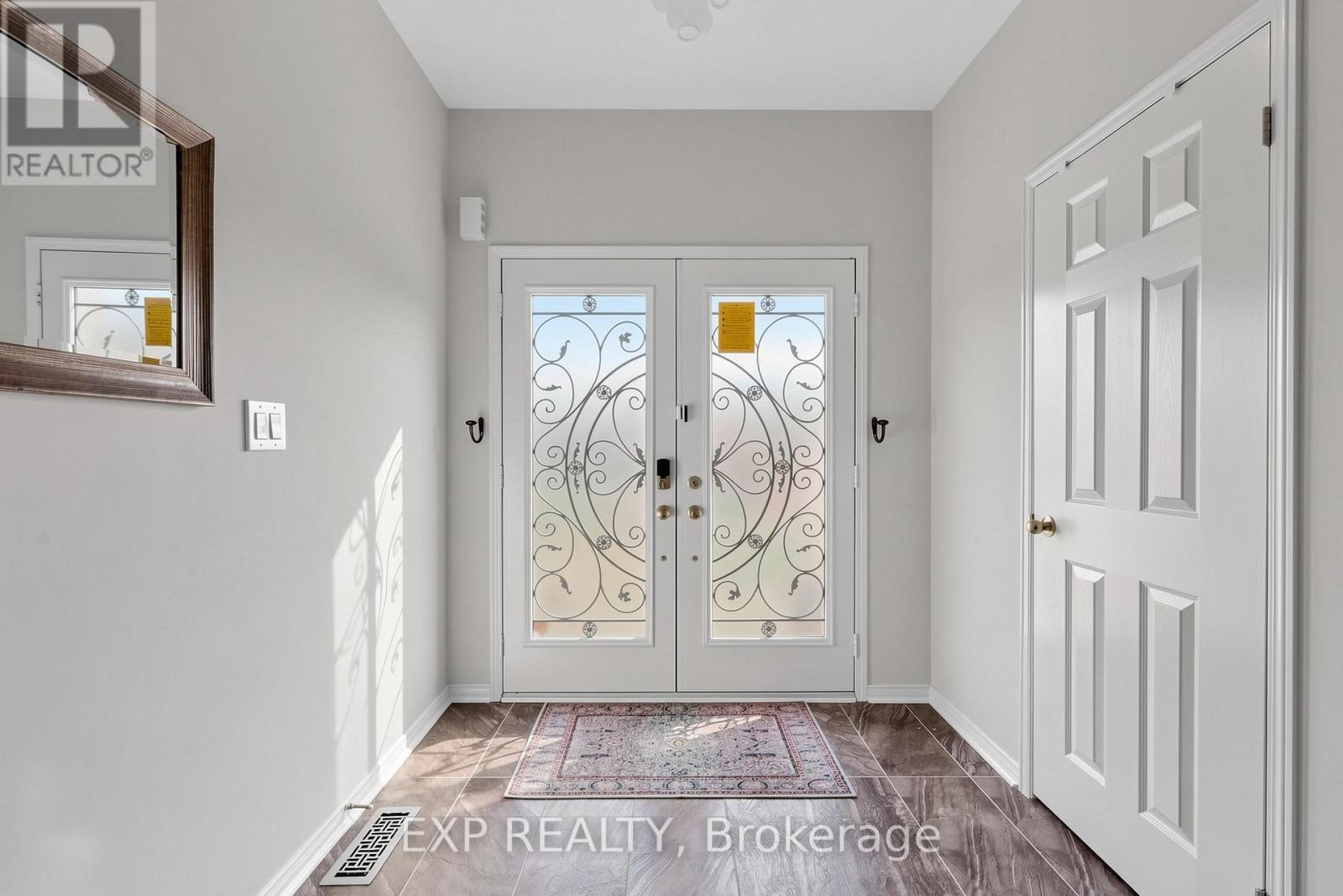 101 Cookview Drive, Brampton, Ontario  L6R 3T9 - Photo 4 - W12932824