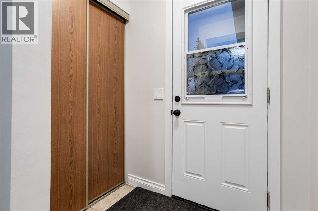 27 Bedfield Close Ne, Calgary, Alberta  T3K 3L3 - Photo 11 - A2252638