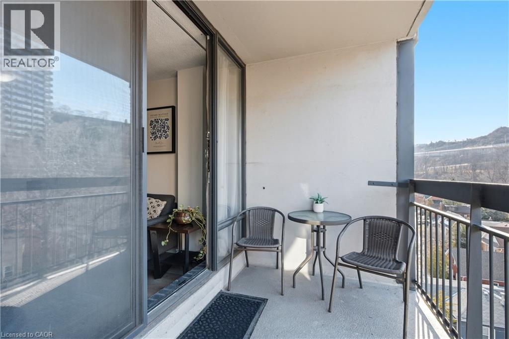 150 Charlton Avenue E Unit# 805, Hamilton, Ontario  L8N 3X3 - Photo 13 - 40809863