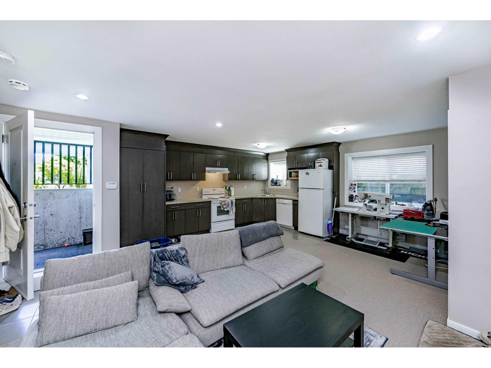 17393 2 Avenue, Surrey, British Columbia V3Z 6R9 - Photo 28 - R3102199