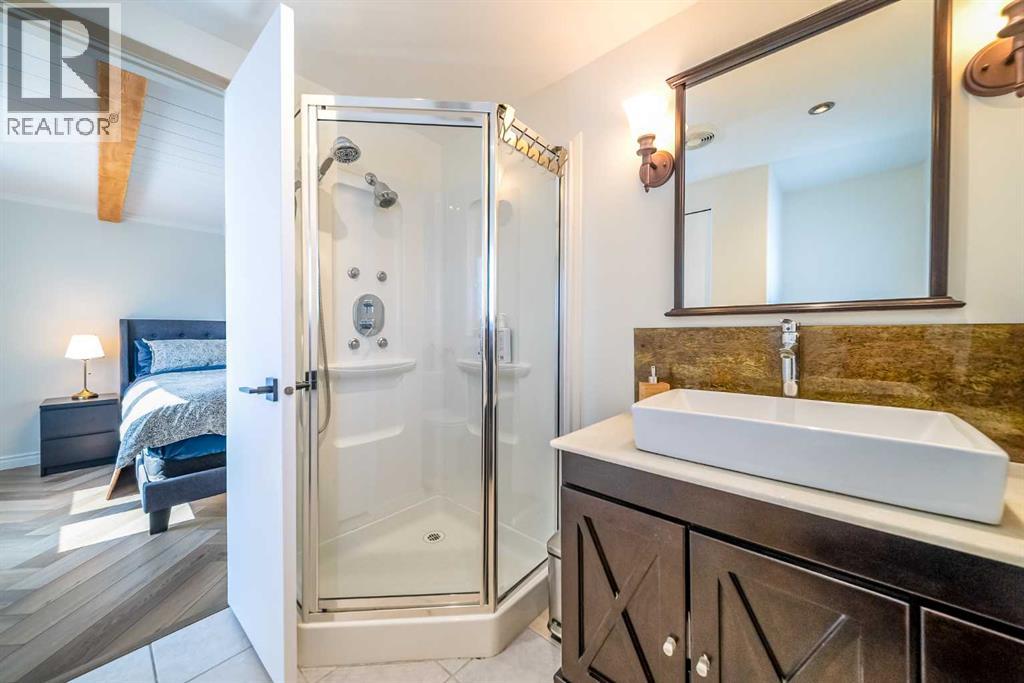 147 Midvalley Place Se, Calgary, Alberta  T2X 1K3 - Photo 23 - A2296545