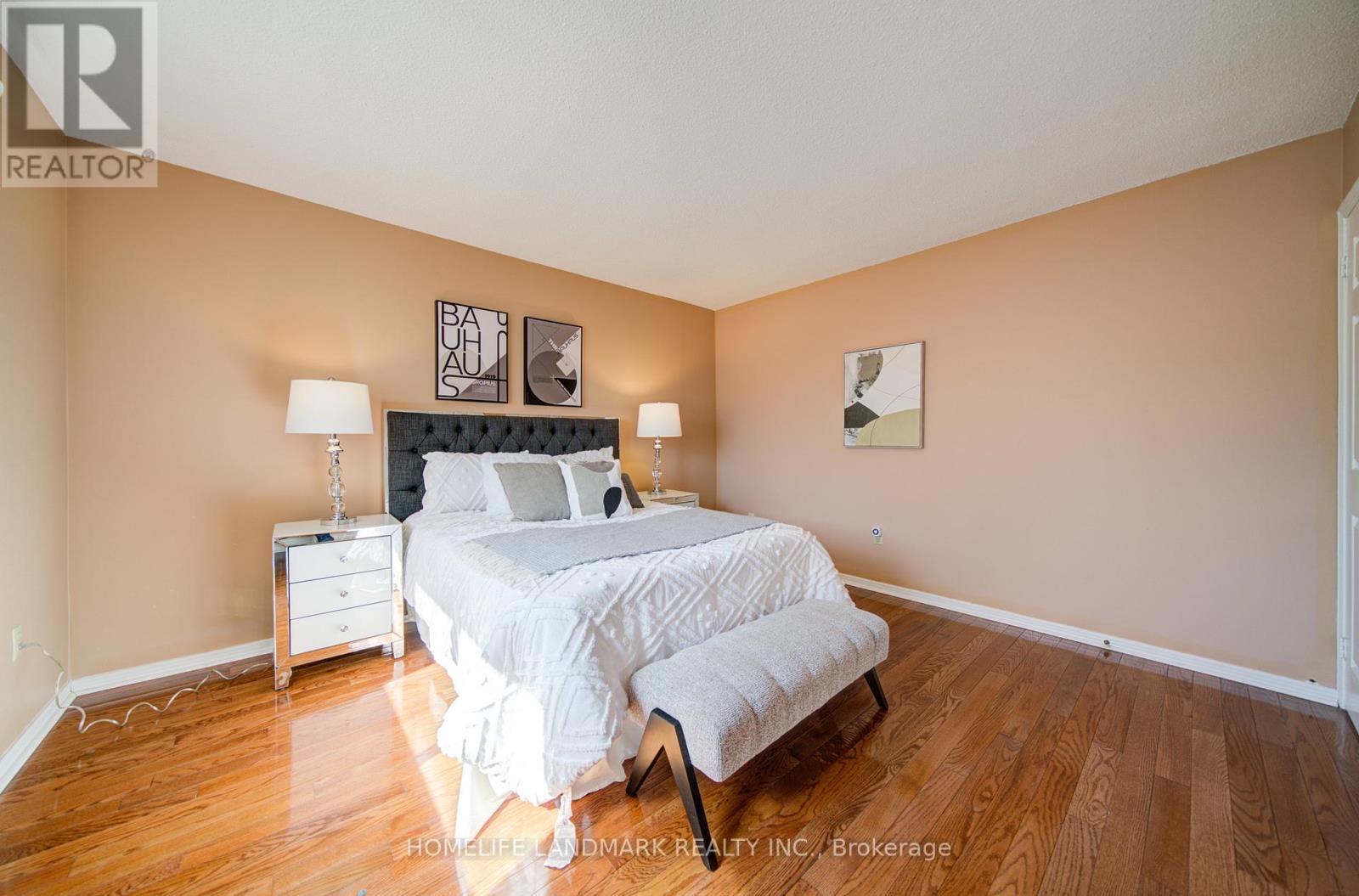 129 Fincham Avenue, Markham, Ontario  L3P 4A8 - Photo 30 - N12932840