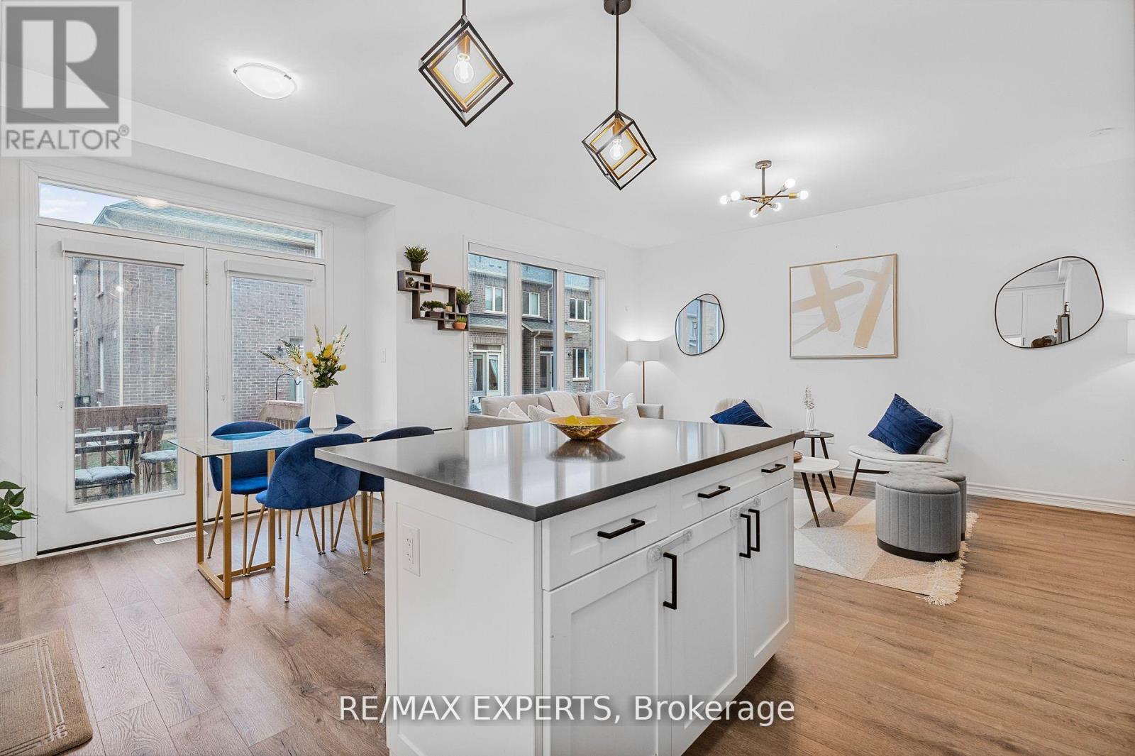 1908 Thames Circle, Milton, Ontario  L9T 1Y9 - Photo 10 - W12932344