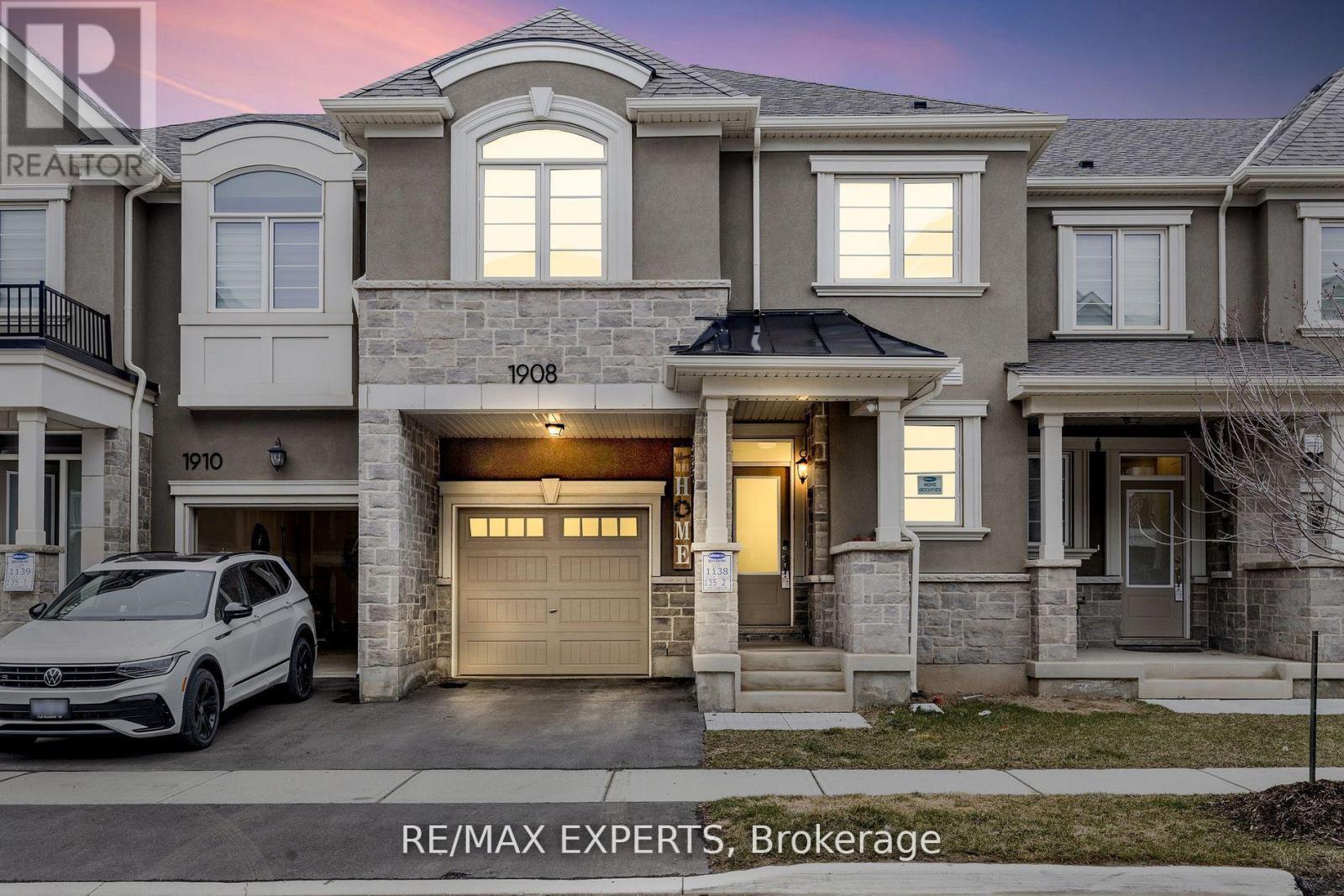 1908 Thames Circle, Milton, Ontario  L9T 1Y9 - Photo 2 - W12932344