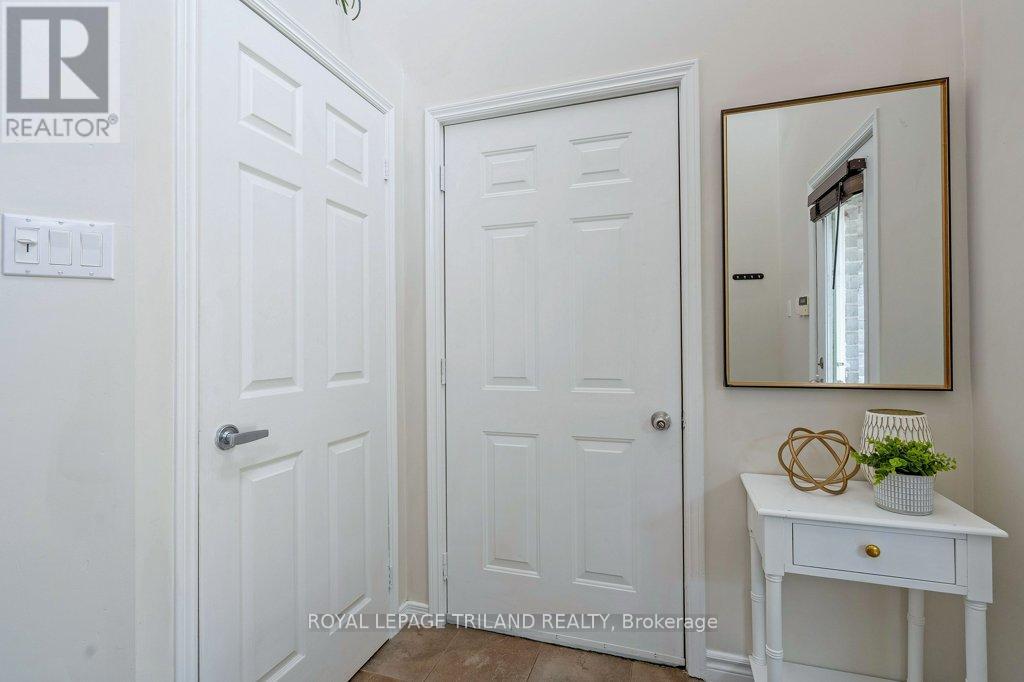 307 Frances Street, Central Elgin, Ontario  N5L 1B2 - Photo 24 - X12822928