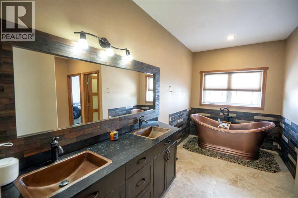 433002 Range Road 24, Rural Ponoka County, Alberta  T0C 2J0 - Photo 15 - A2295104