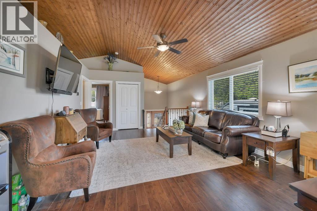 3070, 25074 South Pine Lake Road, Rural Red Deer County, Alberta  T0M 1S0 - Photo 7 - A2284920