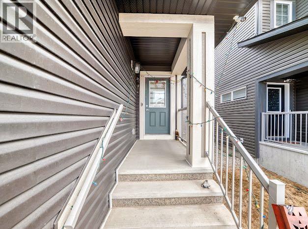 198 Lucas Heights NW, Calgary, Alberta  T3P 1X4 - Photo 3 - A2295301