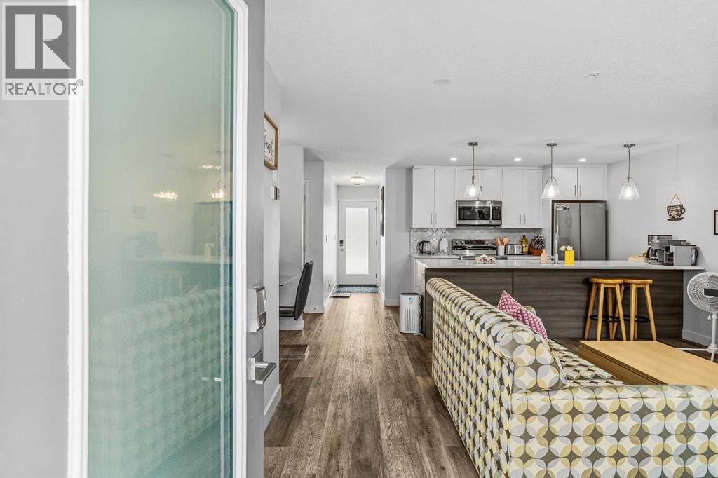 102, 109 Kananaskis Way, Canmore, Alberta  T1W 2X2 - Photo 4 - A2297163