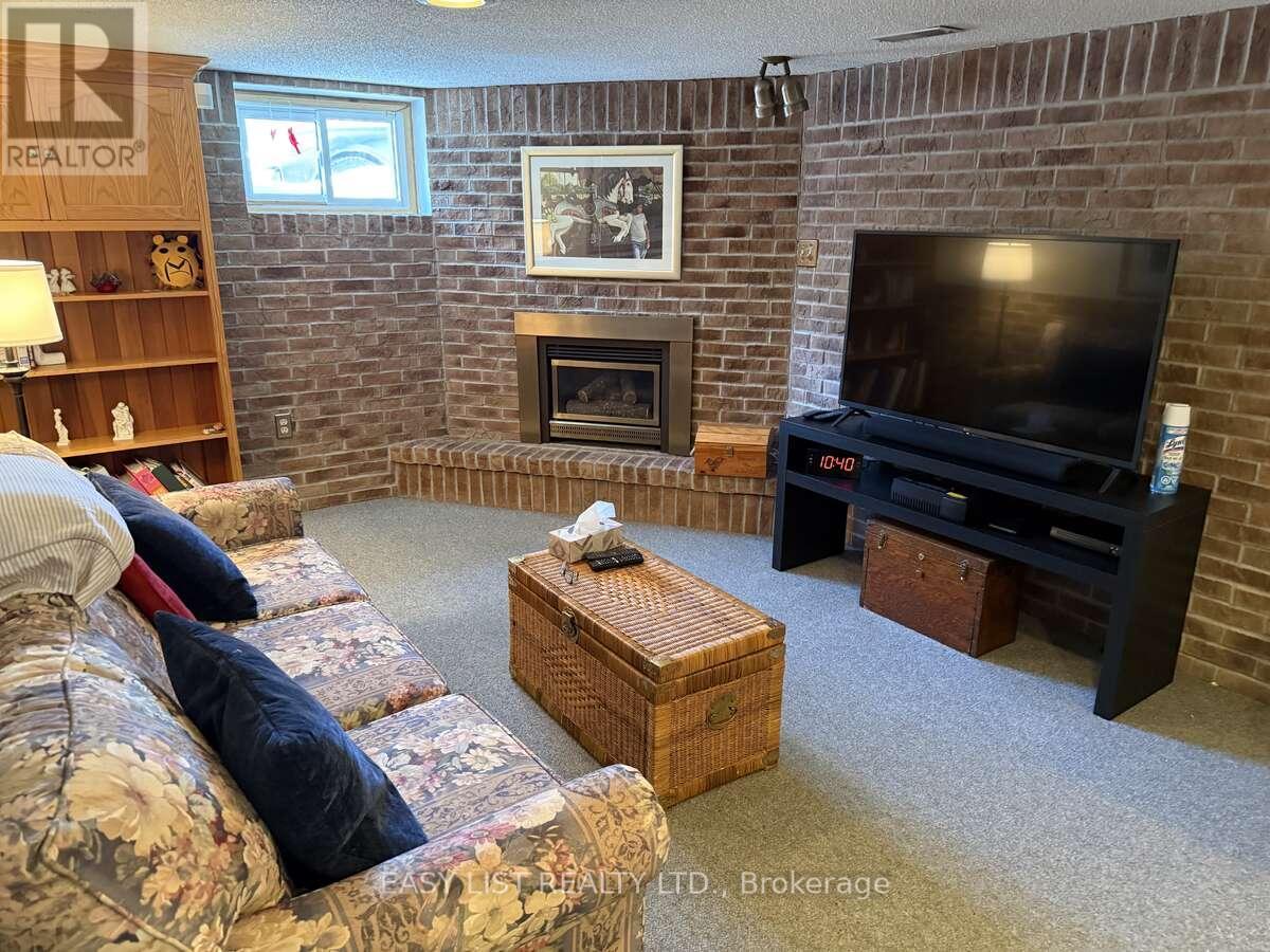 92 Dean Avenue, Guelph, Ontario  N1G 1L6 - Photo 9 - X12932860