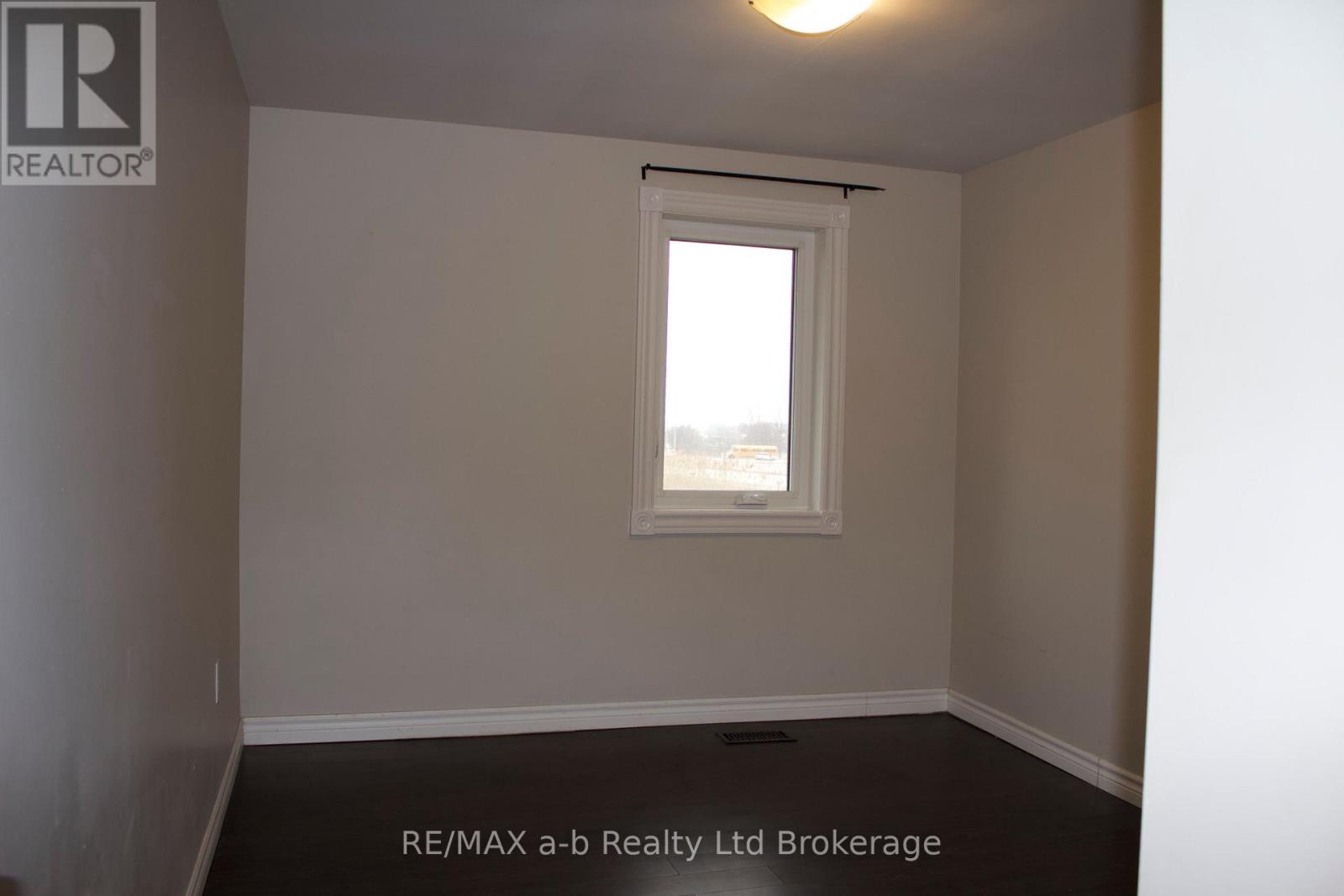 685538 Highway 2 Highway, Woodstock, Ontario  N4S 7V9 - Photo 15 - X12932870