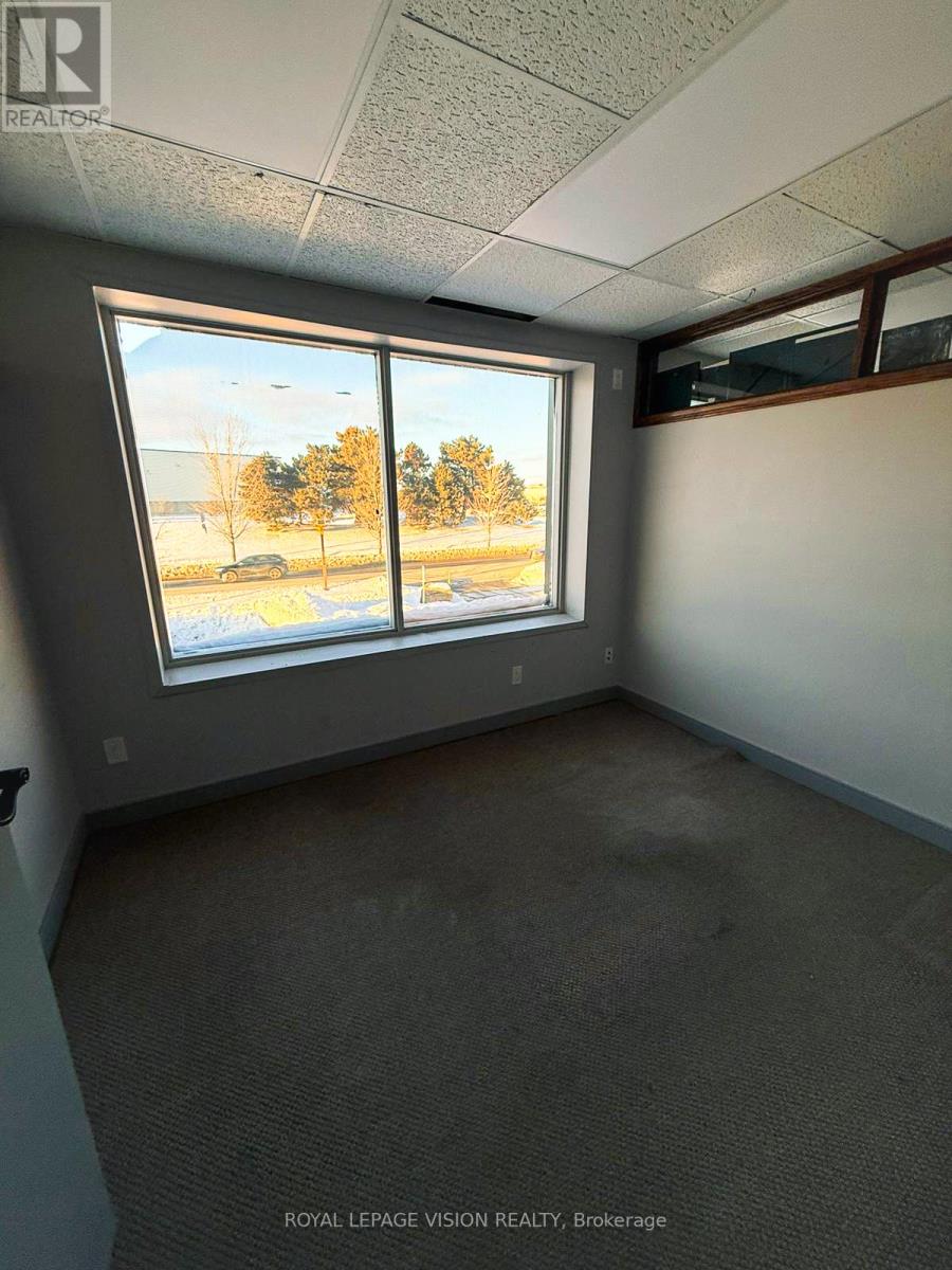 1 - 421 Nugget Avenue, Toronto, Ontario  M1S 4L8 - Photo 4 - E12932864