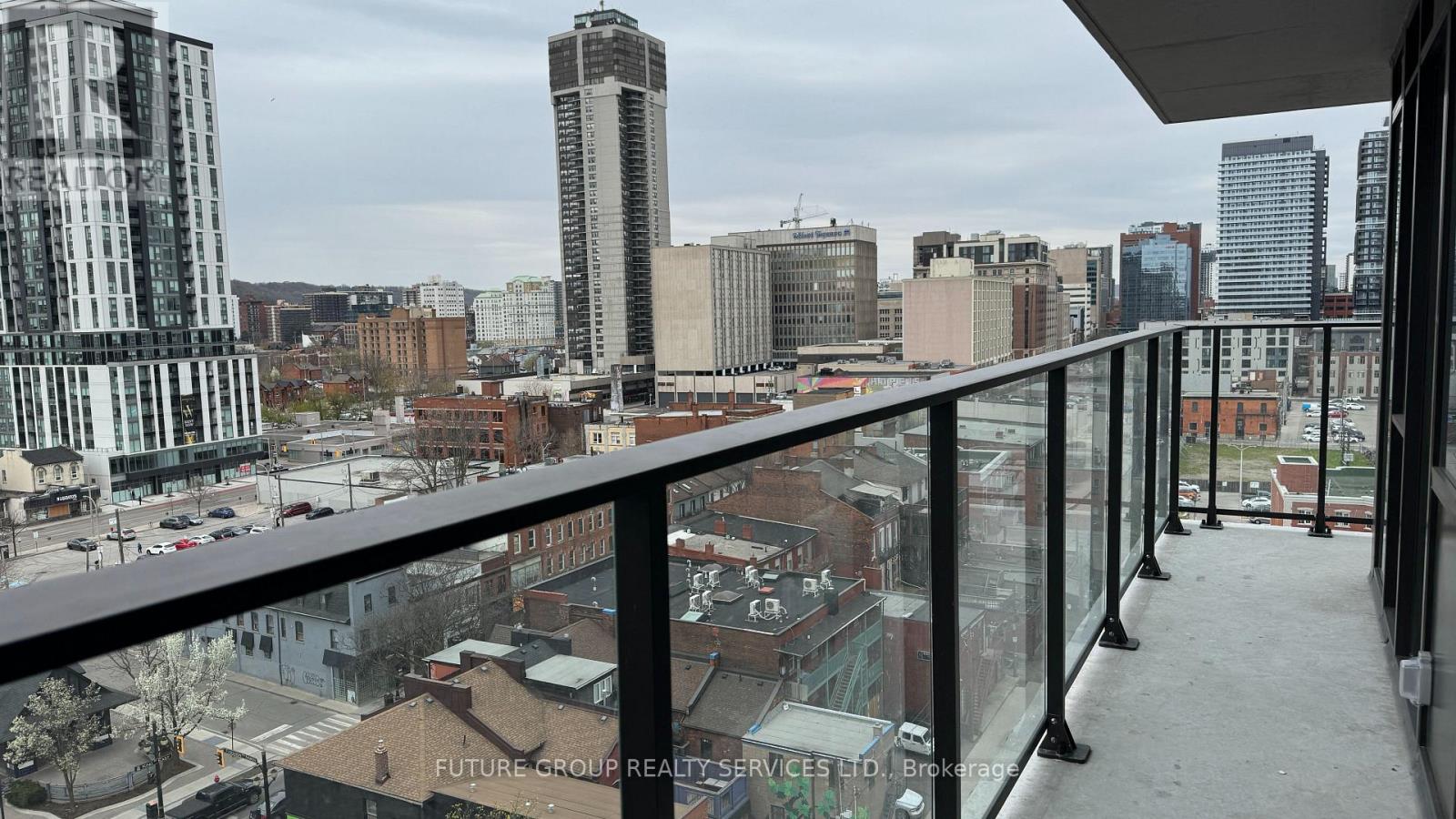 1208 - 1 Jarvis Street, Hamilton, Ontario  L8R 3J2 - Photo 18 - X12932866