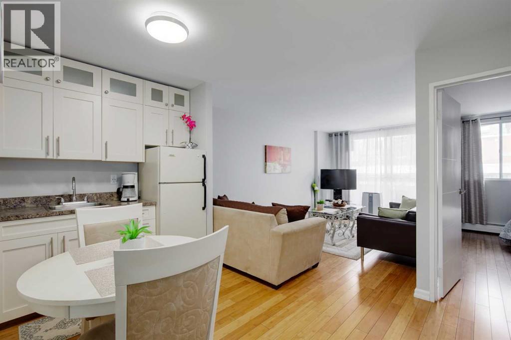 706, 340 14 Avenue SW, Calgary, Alberta  T3Z 1K4 - Photo 6 - A2296431