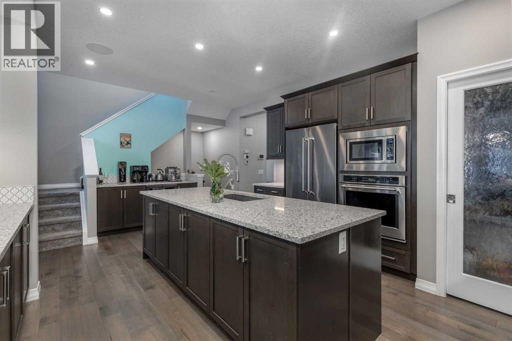 196 Riviera Way, Cochrane, Alberta  T4C 0Y6 - Photo 6 - A2291315