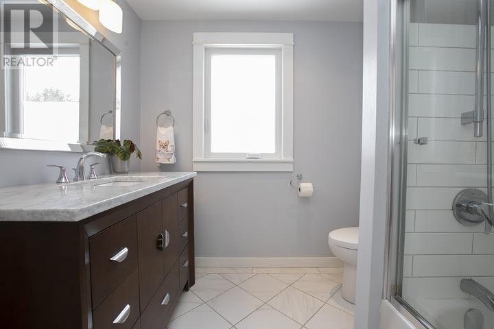 62 Lake St, Sault Ste. Marie, Ontario  P6A 4A5 - Photo 34 - SM260523