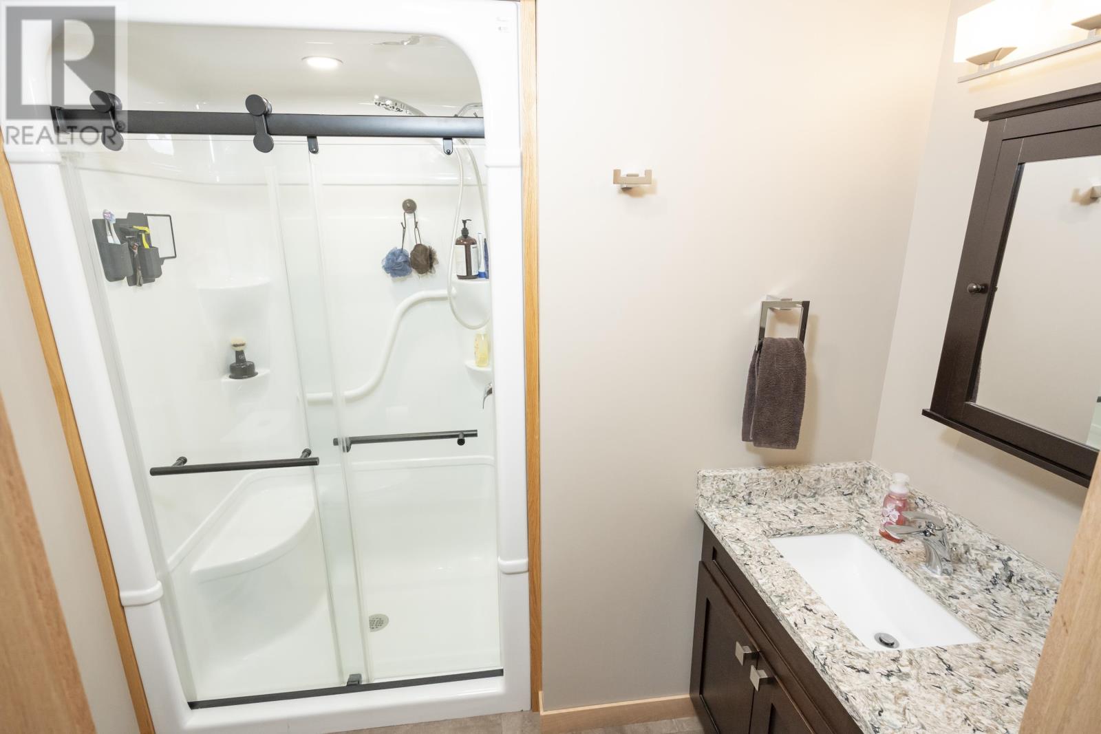 333 Ruby Cres, Thunder Bay, Ontario  P7G 2S9 - Photo 27 - TB2600547