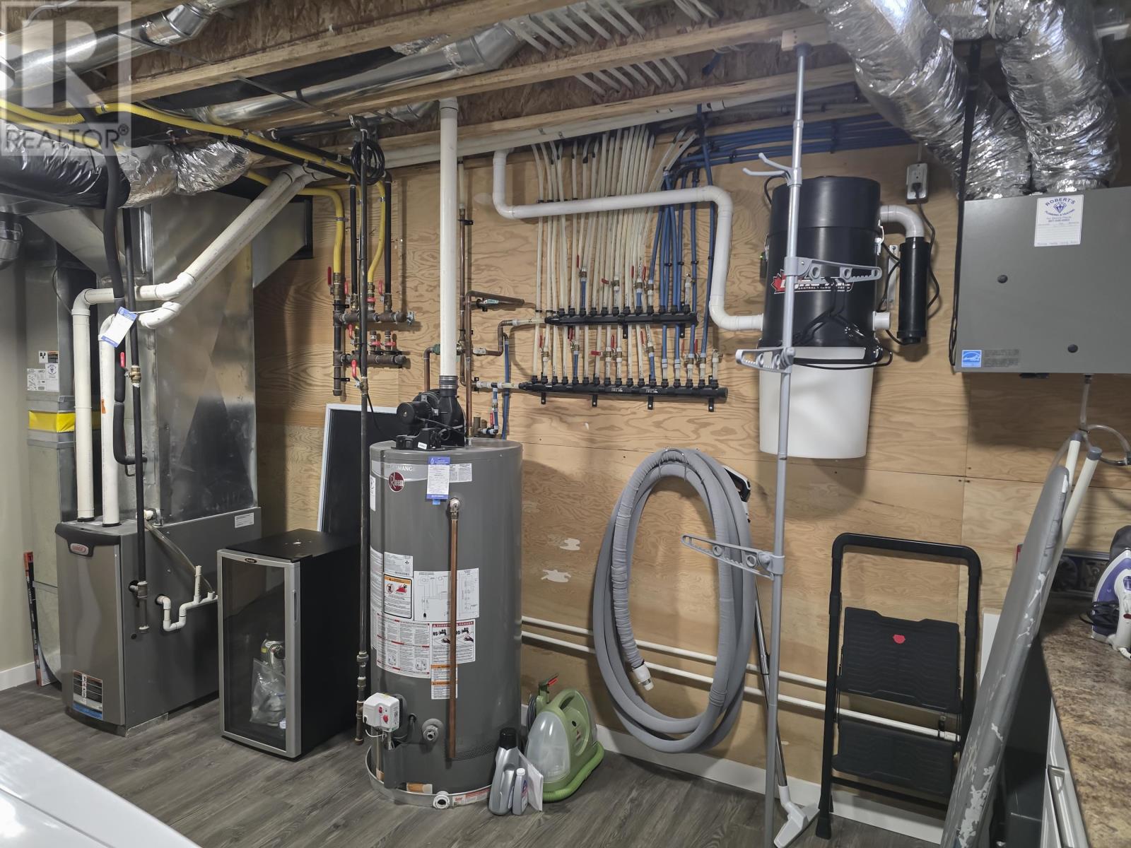 333 Ruby Cres, Thunder Bay, Ontario  P7G 2S9 - Photo 39 - TB2600547