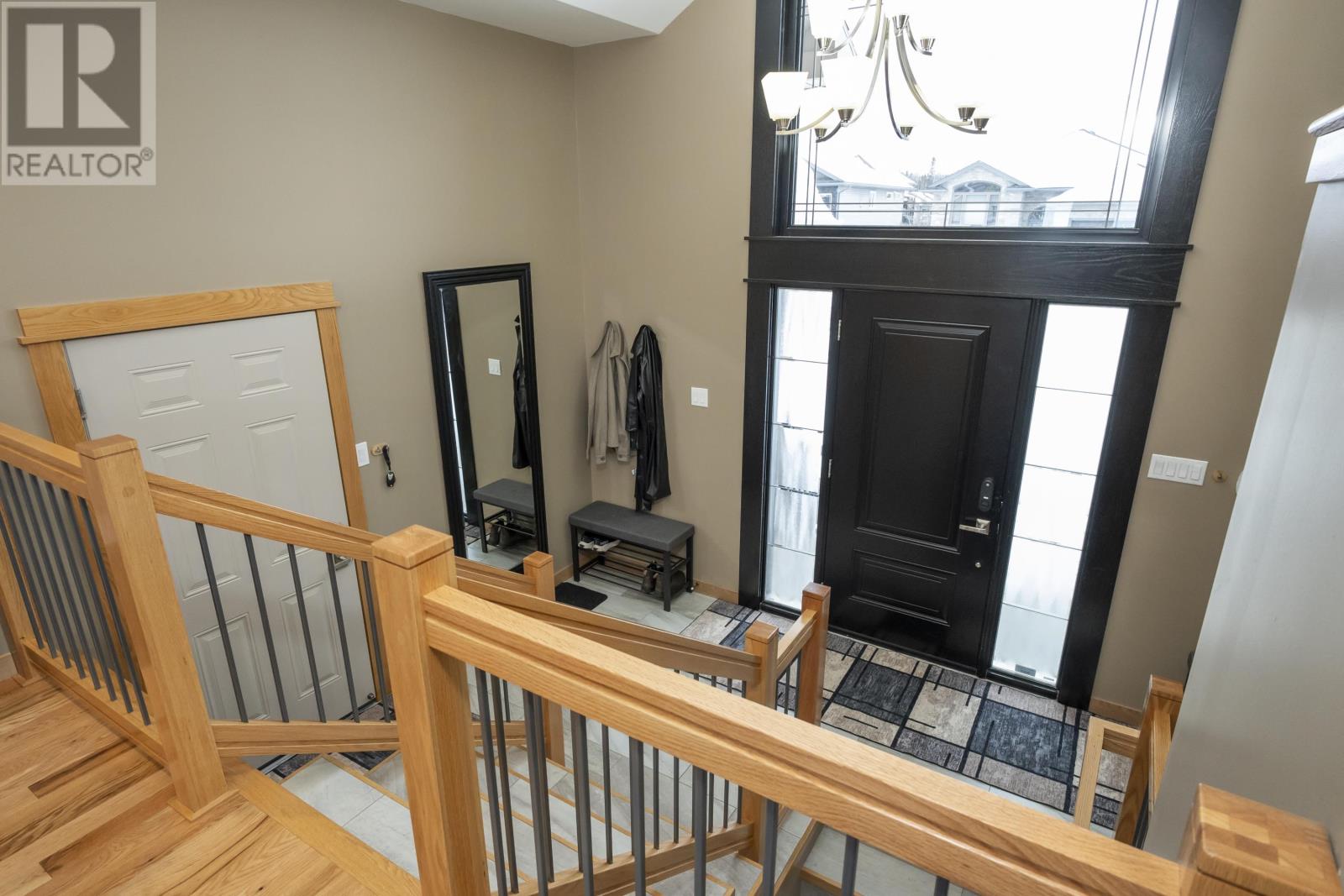 333 Ruby Cres, Thunder Bay, Ontario  P7G 2S9 - Photo 4 - TB2600547