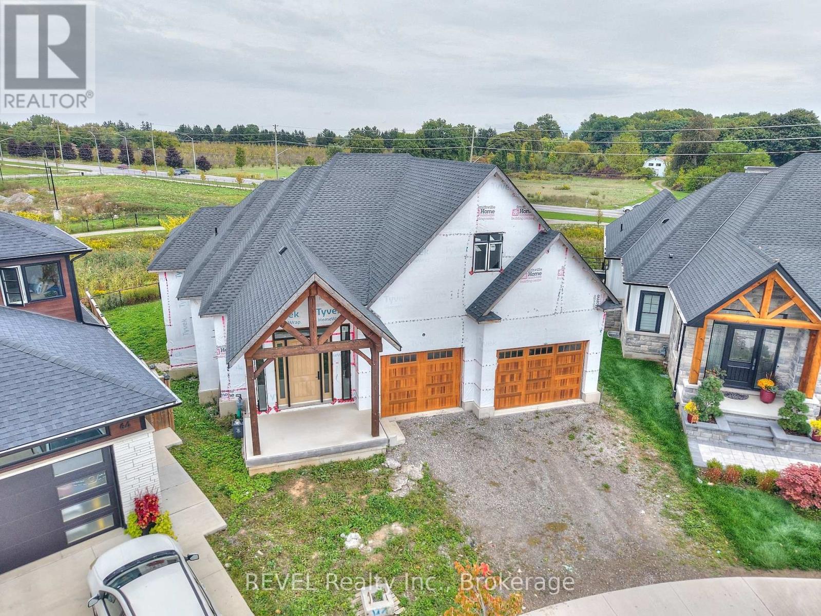 62 BERGENSTEIN CRESCENT, Pelham, Ontario