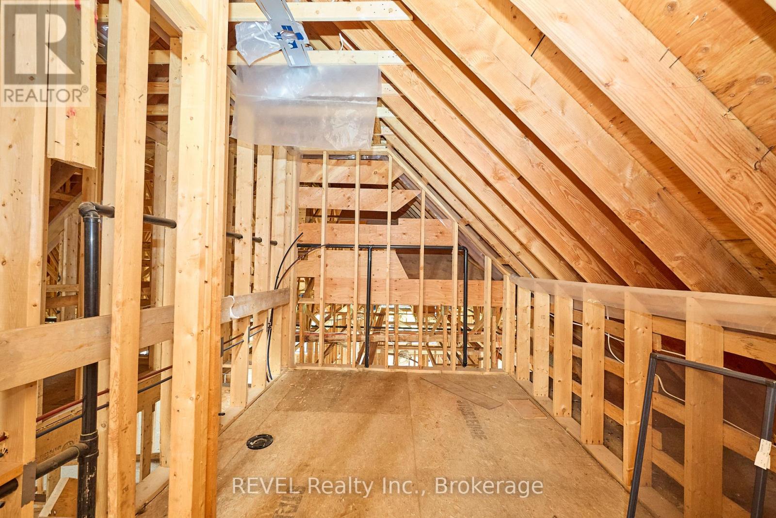 62 Bergenstein Crescent, Pelham, Ontario  L2B 5N5 - Photo 32 - X12427607