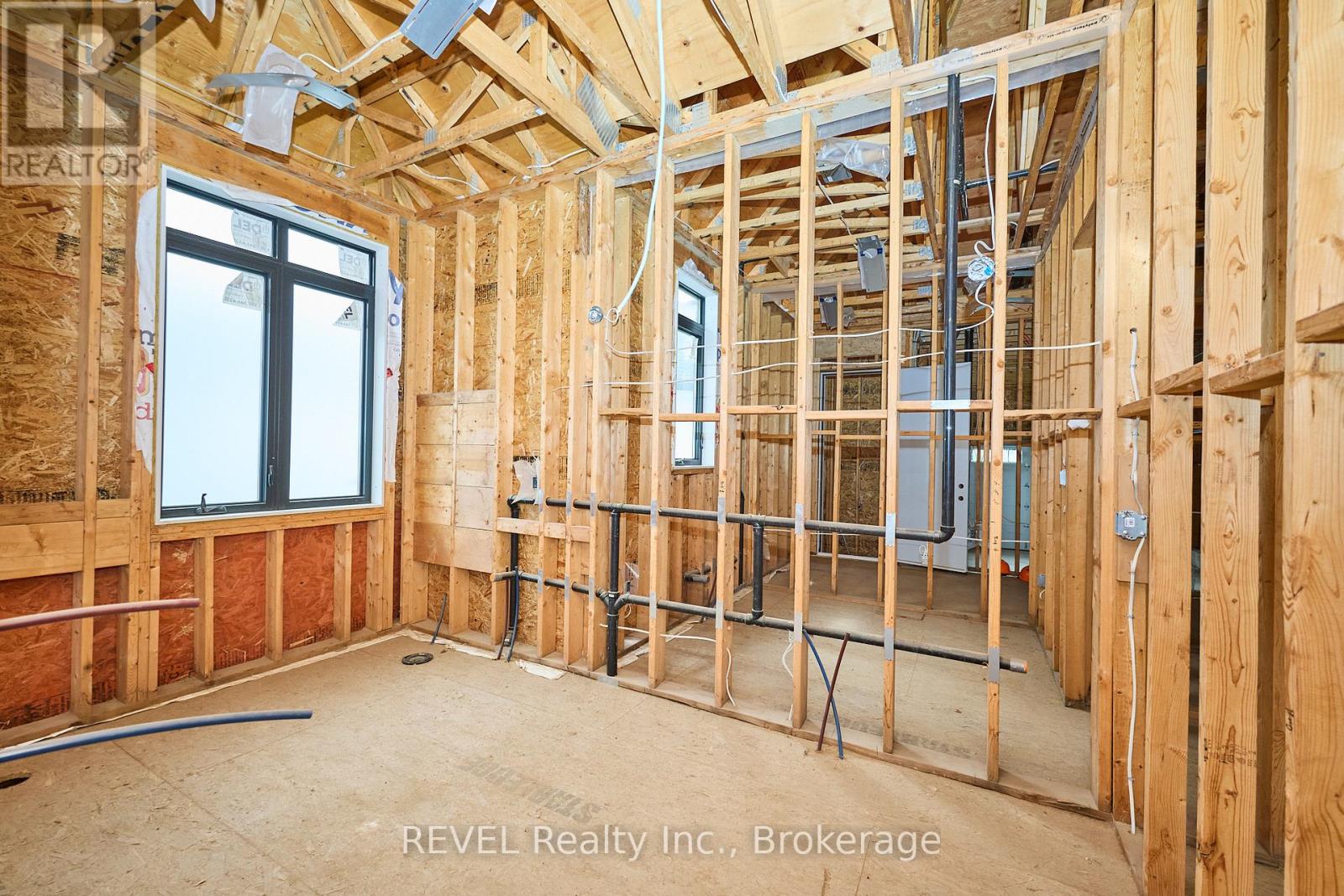 62 Bergenstein Crescent, Pelham, Ontario  L2B 5N5 - Photo 25 - X12427607