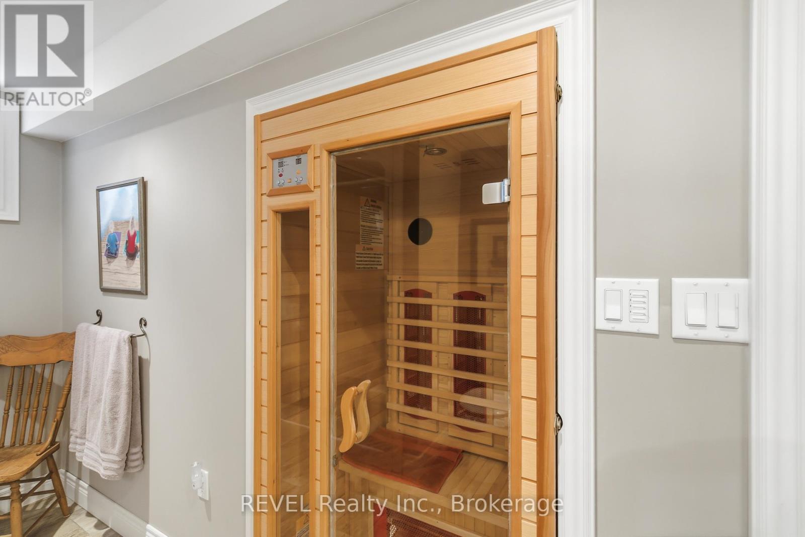 37 Hickory Avenue, Niagara-On-The-Lake, Ontario  L0S 1J1 - Photo 23 - X12932910