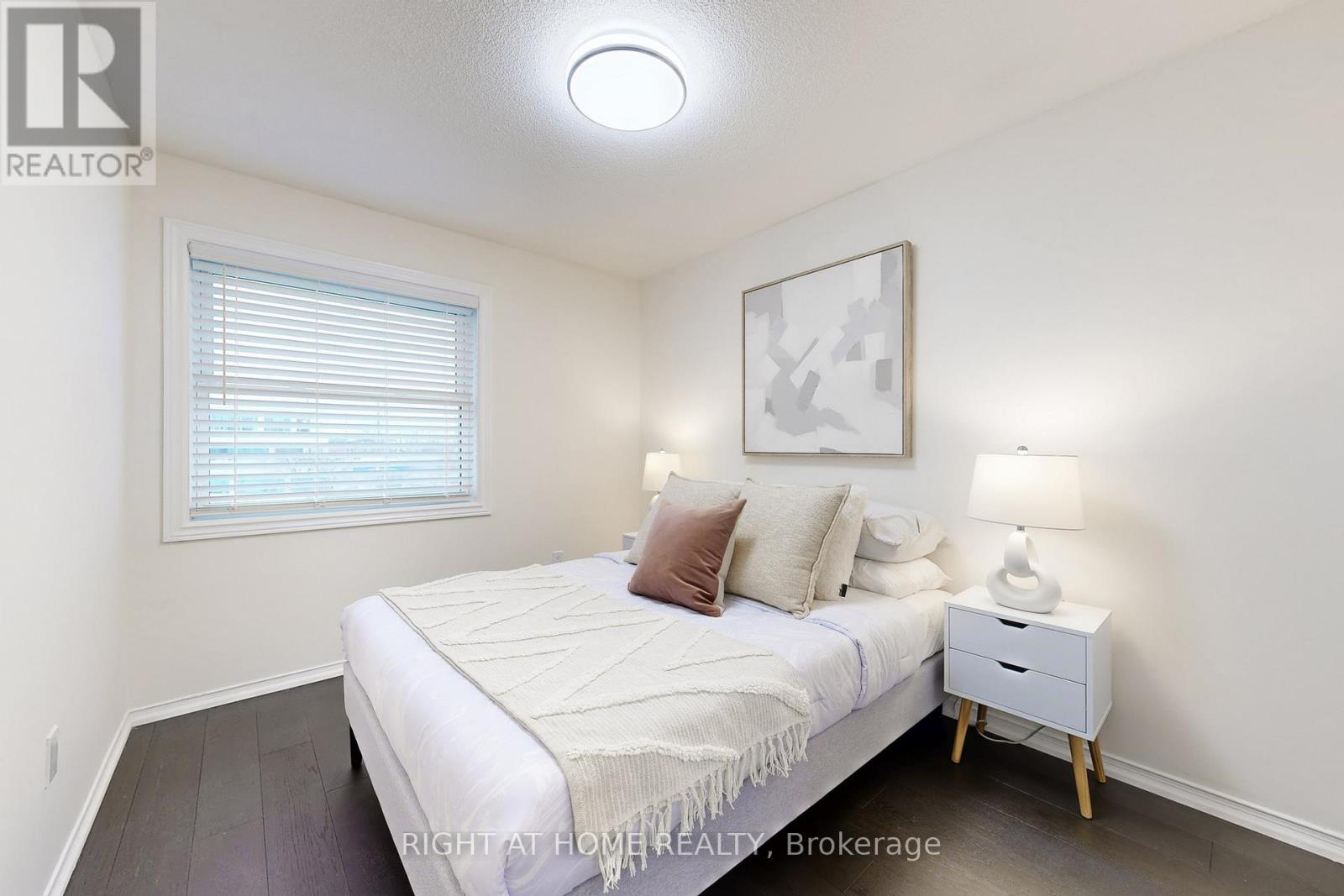 63 - 18 Brandy Lane Way N, Newmarket, Ontario  L3Y 8P7 - Photo 18 - N12932888