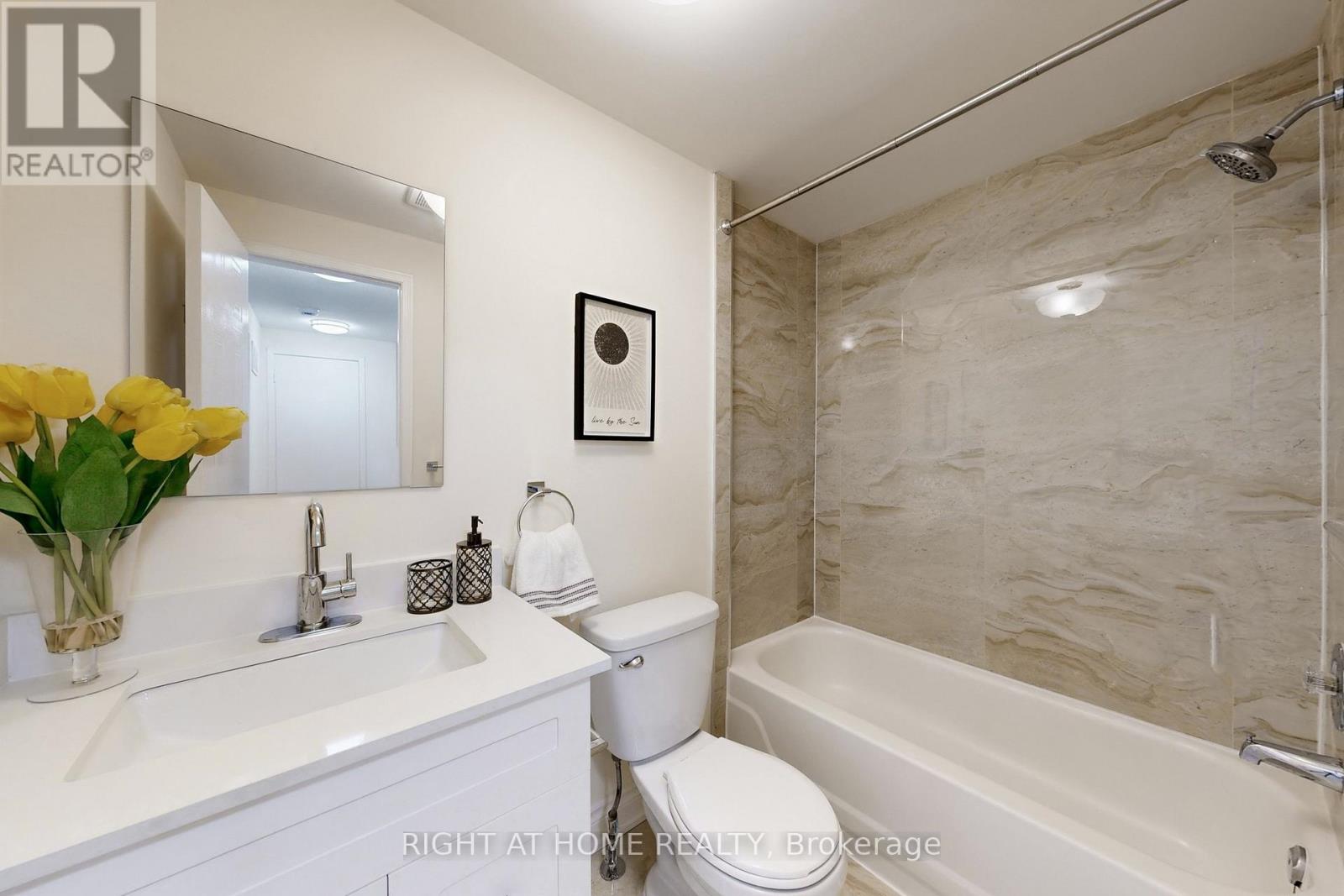 63 - 18 Brandy Lane Way N, Newmarket, Ontario  L3Y 8P7 - Photo 26 - N12932888