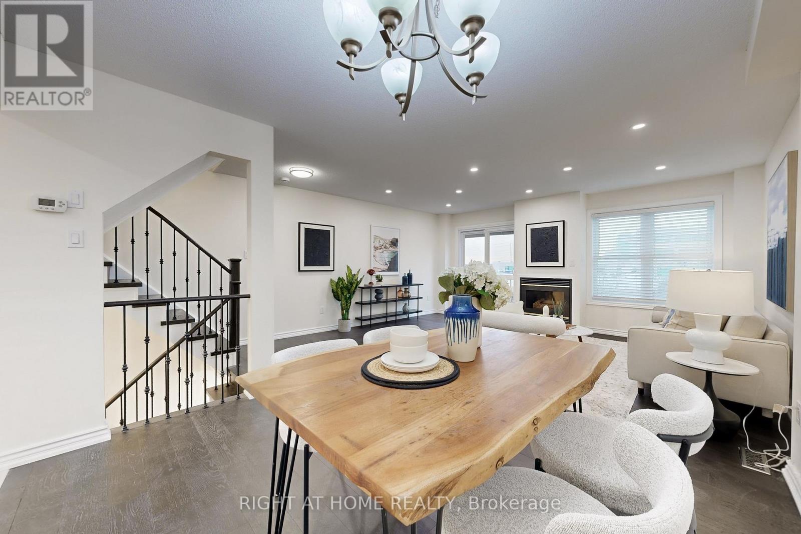 63 - 18 Brandy Lane Way N, Newmarket, Ontario  L3Y 8P7 - Photo 9 - N12932888