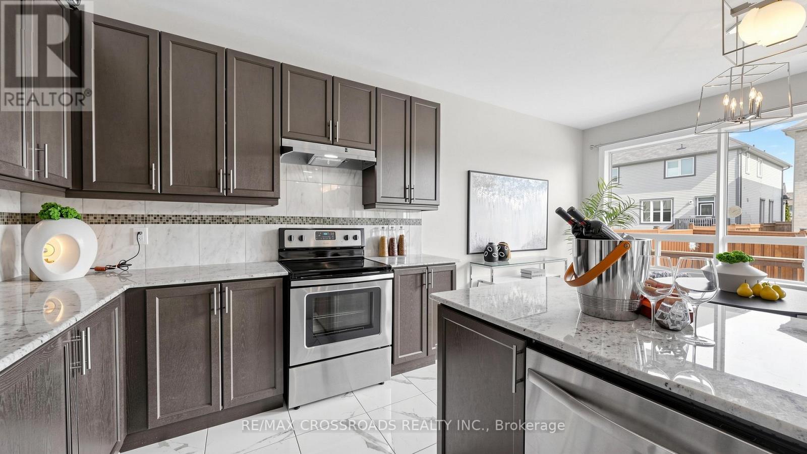 29 Lampkin Street, Georgina, Ontario  L0E 1R0 - Photo 20 - N12932906