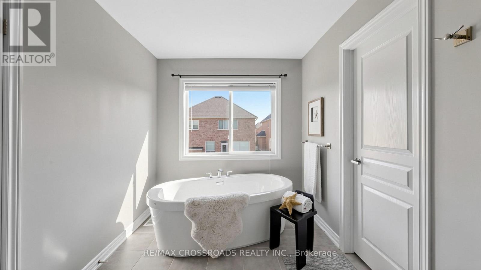 29 Lampkin Street, Georgina, Ontario  L0E 1R0 - Photo 31 - N12932906