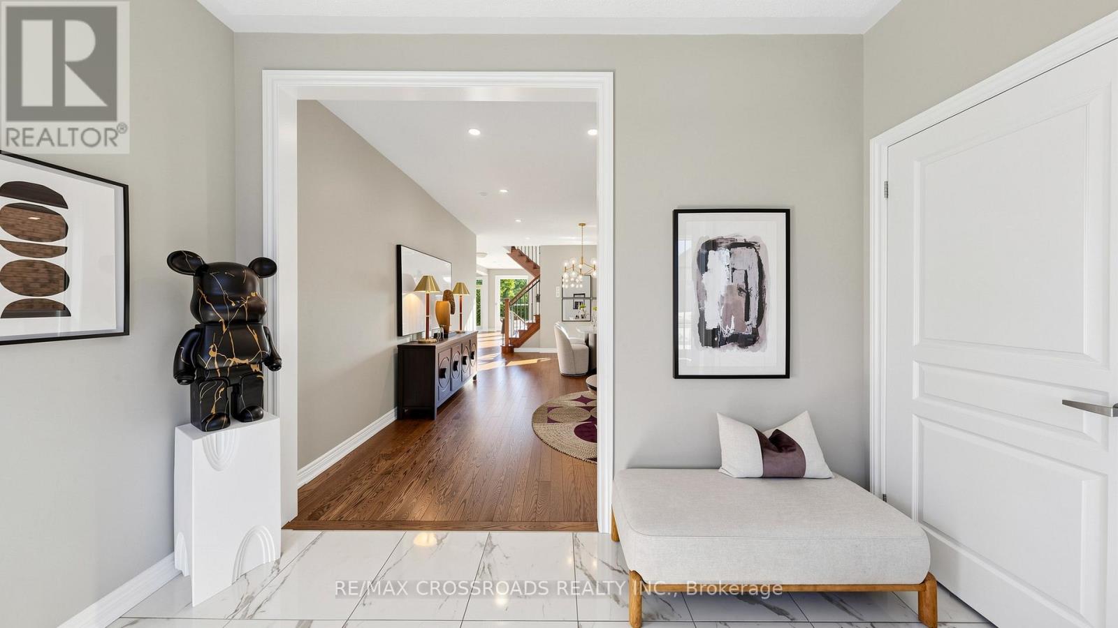 29 Lampkin Street, Georgina, Ontario  L0E 1R0 - Photo 4 - N12932906