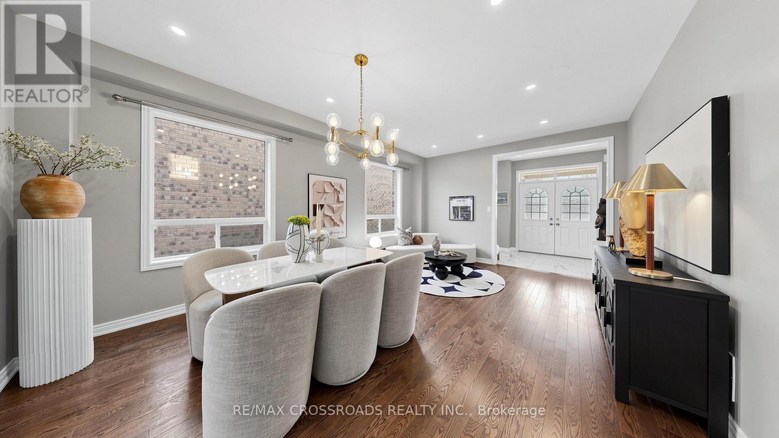 29 Lampkin Street, Georgina, Ontario  L0E 1R0 - Photo 9 - N12932906