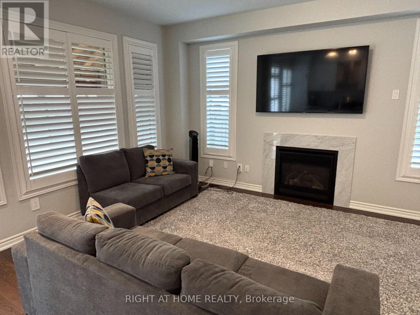 Upper - 1480 Kitchen Court, Milton, Ontario  L9E 1Y8 - Photo 10 - W12932898