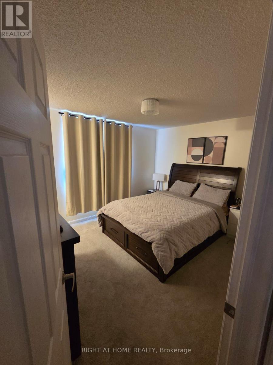 1156 Riddell Crescent, Milton, Ontario  L9T 6Y1 - Photo 18 - W12932902