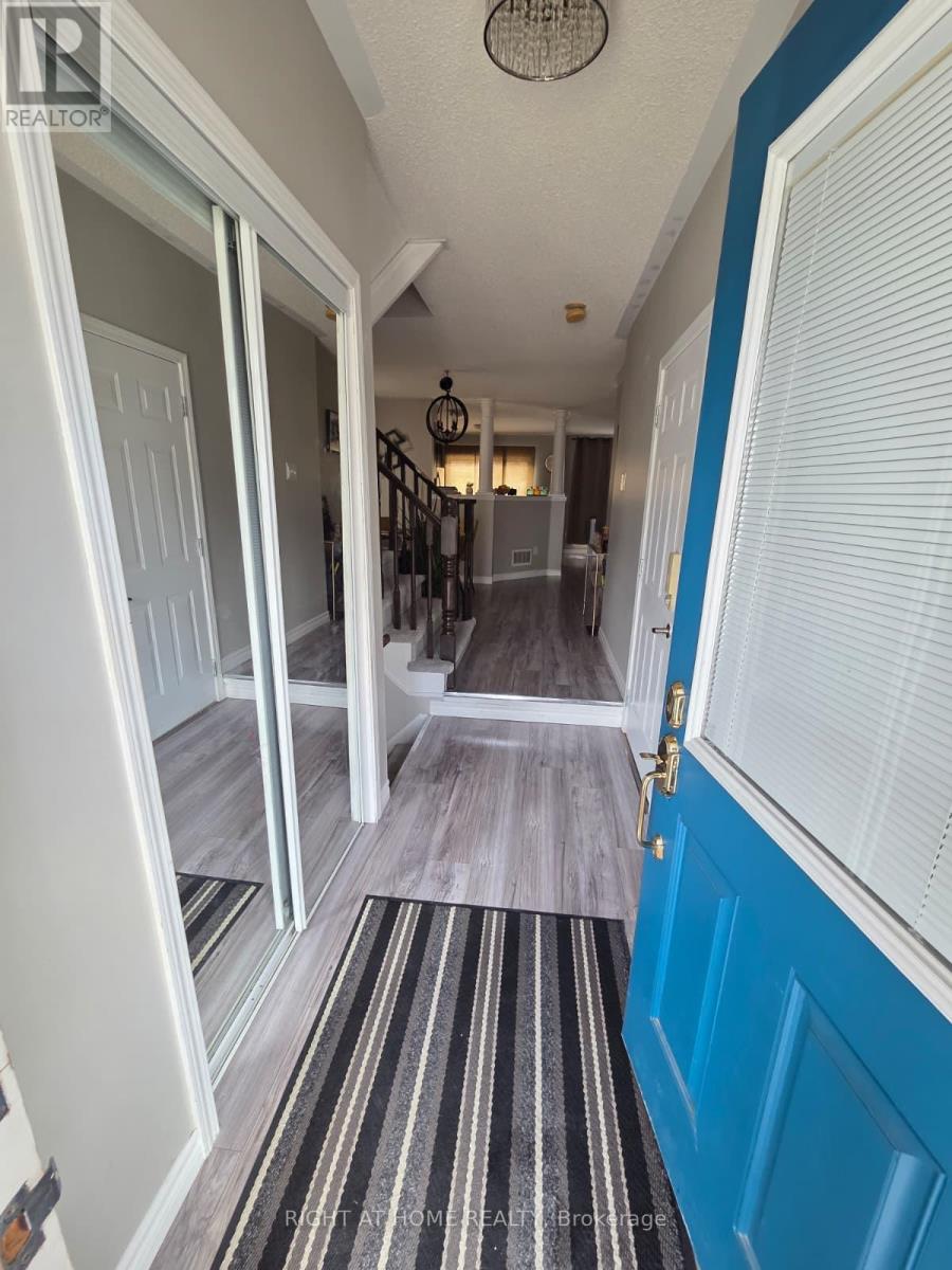 1156 Riddell Crescent, Milton, Ontario  L9T 6Y1 - Photo 2 - W12932902