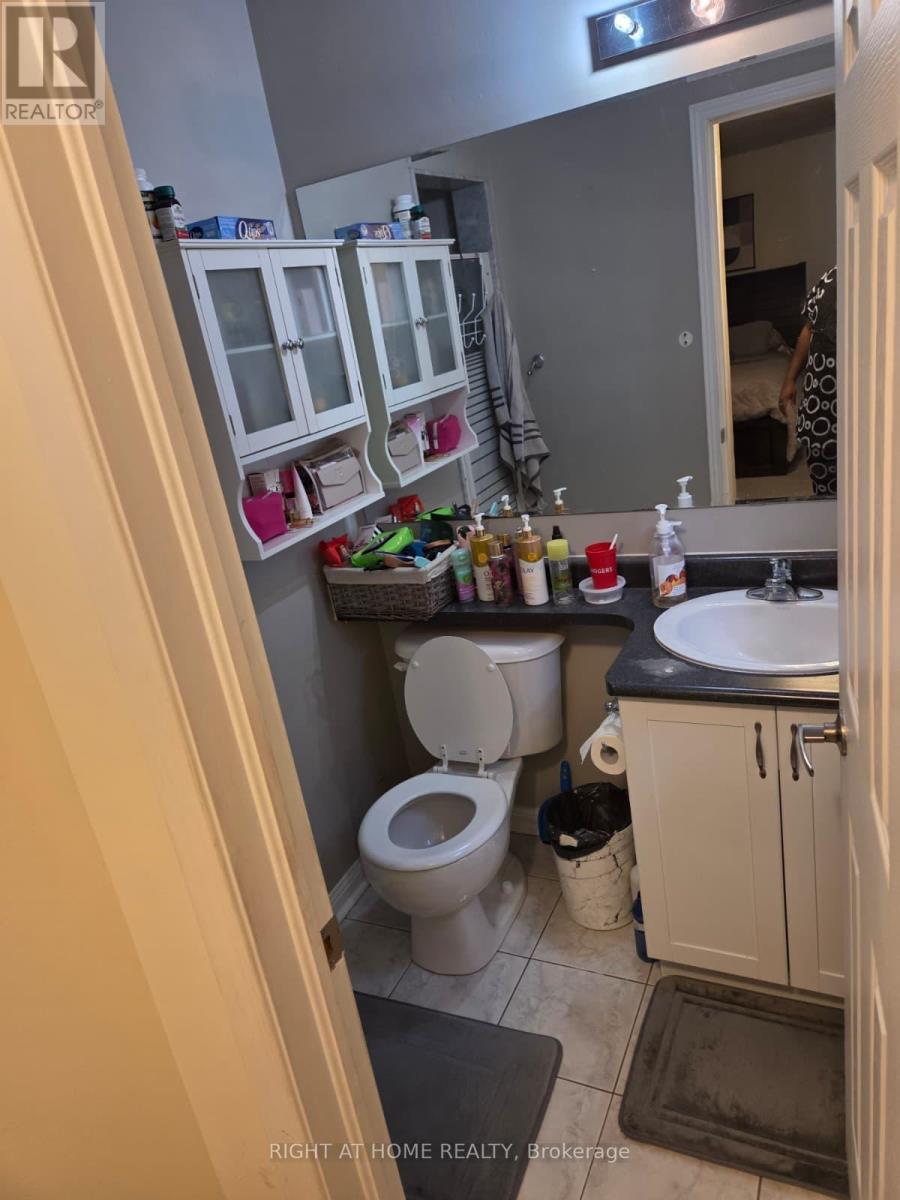 1156 Riddell Crescent, Milton, Ontario  L9T 6Y1 - Photo 20 - W12932902