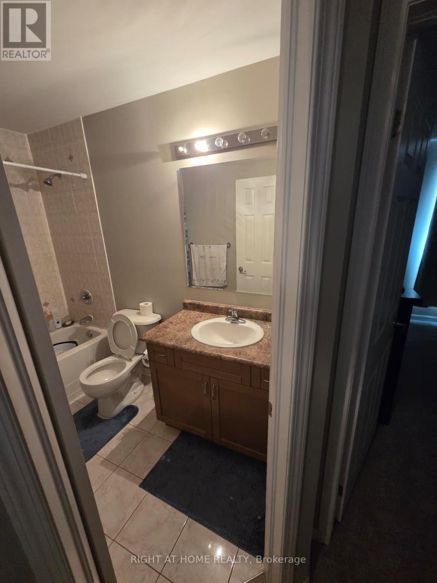 1156 Riddell Crescent, Milton, Ontario  L9T 6Y1 - Photo 24 - W12932902