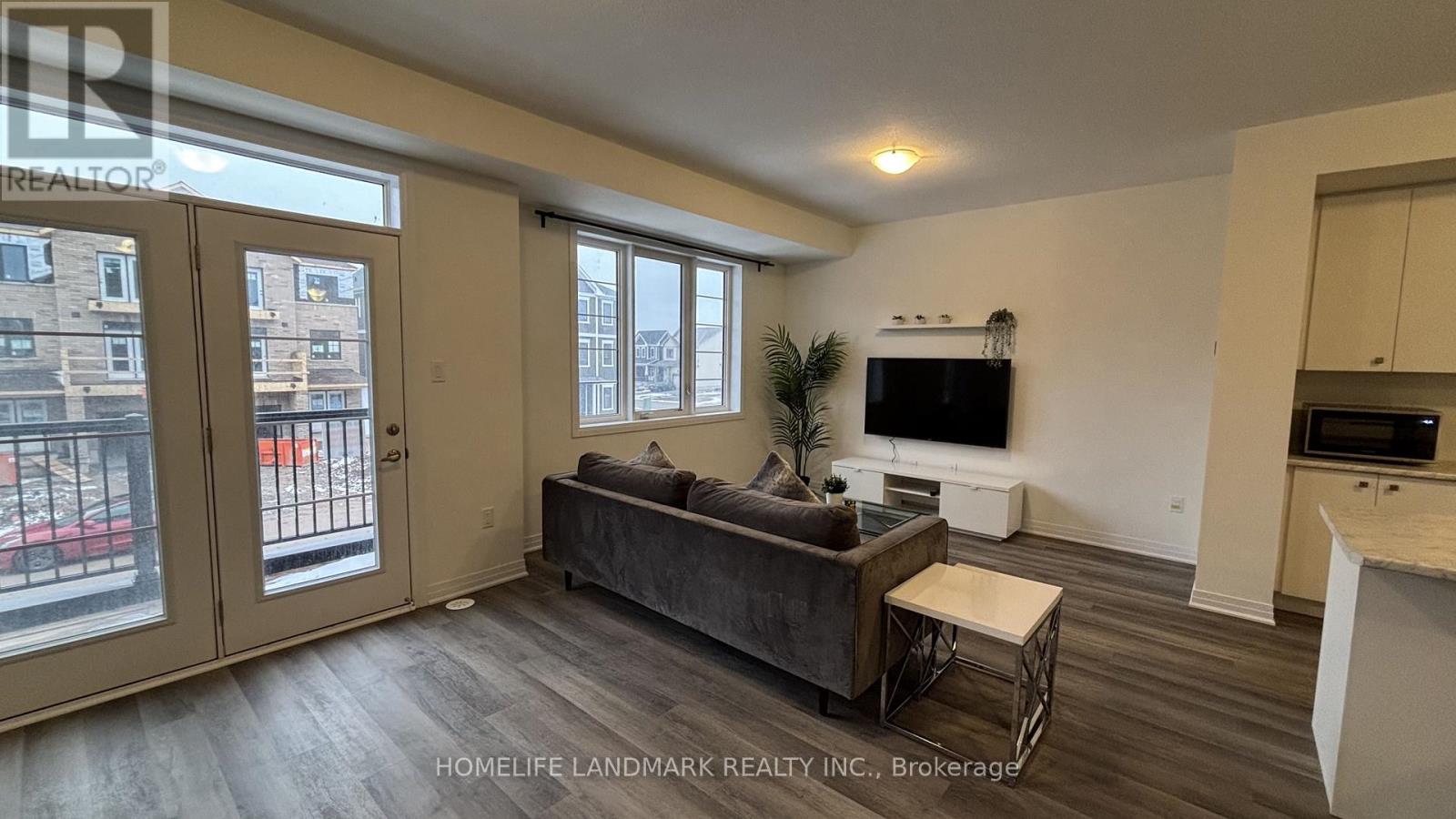 19 Pogie Drive, Welland, Ontario  L3B 0P2 - Photo 8 - X12932908