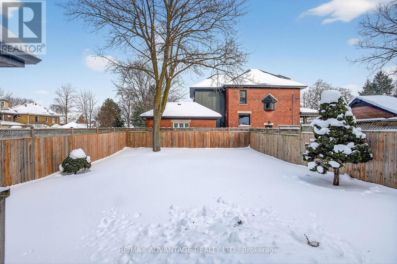 258 Ridout Street S, London South, Ontario  N6C 3Y6 - Photo 41 - X12758164