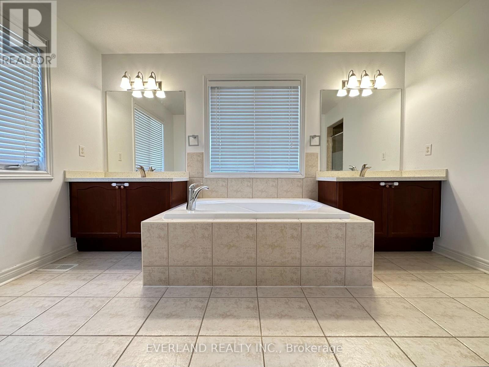 22 Lundy Drive, Markham, Ontario  L6B 0G1 - Photo 26 - N12932920