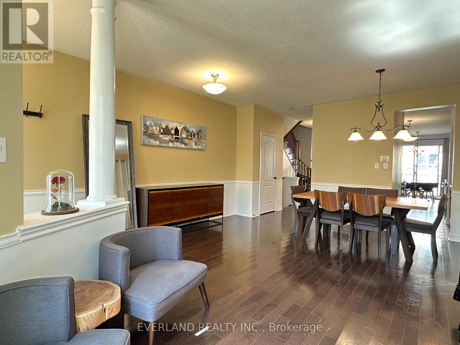 22 Lundy Drive, Markham, Ontario  L6B 0G1 - Photo 3 - N12932920