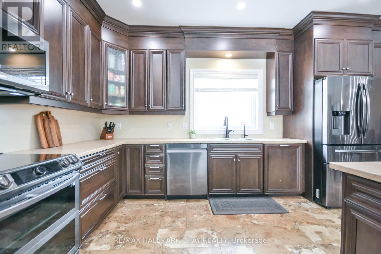 4936 Vasey Road, Midland, Ontario  L4R 4K3 - Photo 10 - S12932916