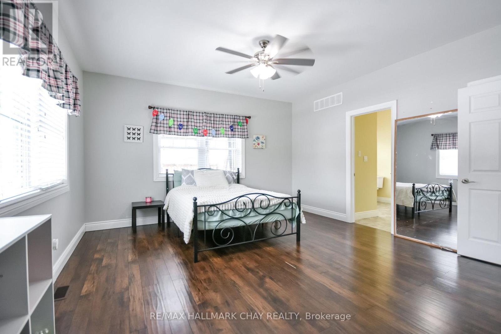 4936 Vasey Road, Midland, Ontario  L4R 4K3 - Photo 11 - S12932916